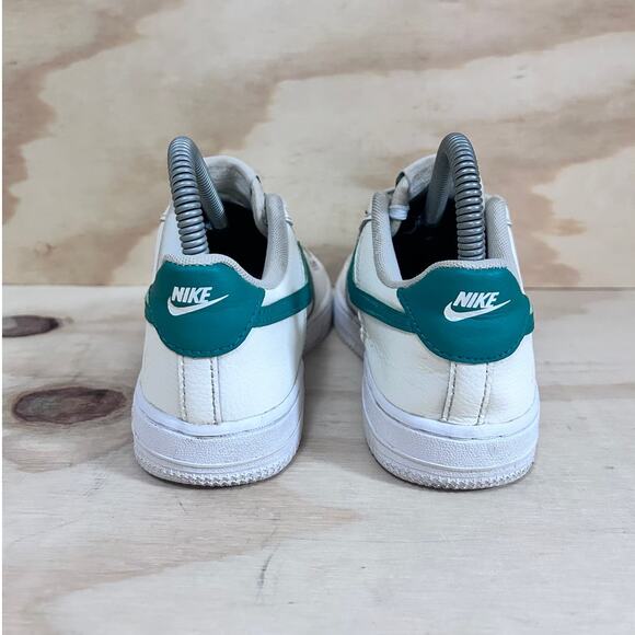 Nike-Air Force 1 Low Se 40th-Sneakers-White-Kids Little Unisex -2.5Y -FJ2887-101 - Picture 6 of 9